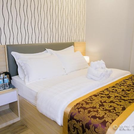 Ecl Travellers Inn Aklan Eksteriør billede